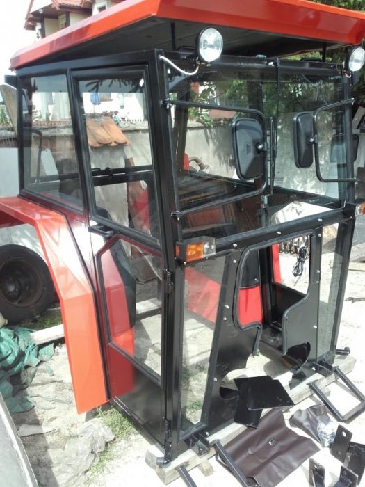 Kabina MF-255 Mf-235