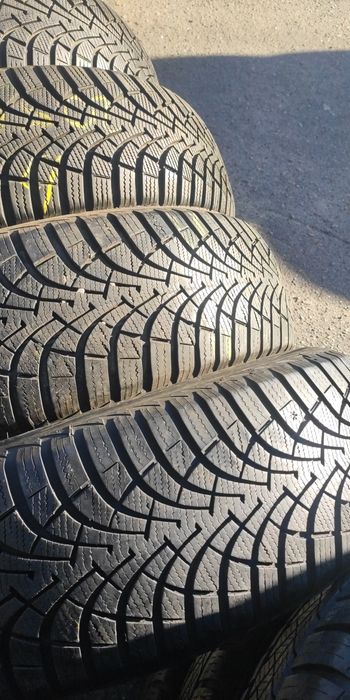 Зимняя резина 205.60.16 Good Year UltraGrip9+.21.20р.7.5мм.6.2мм.