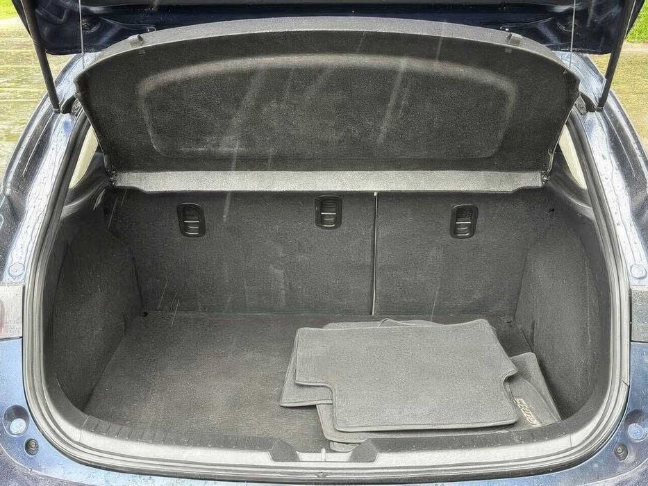 Mazda 3 Grand Touring      2017