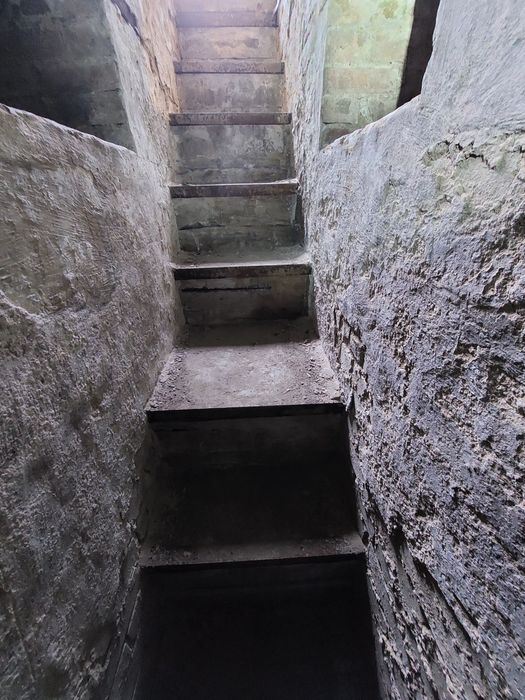 Продам великий гараж в м.Тернівка