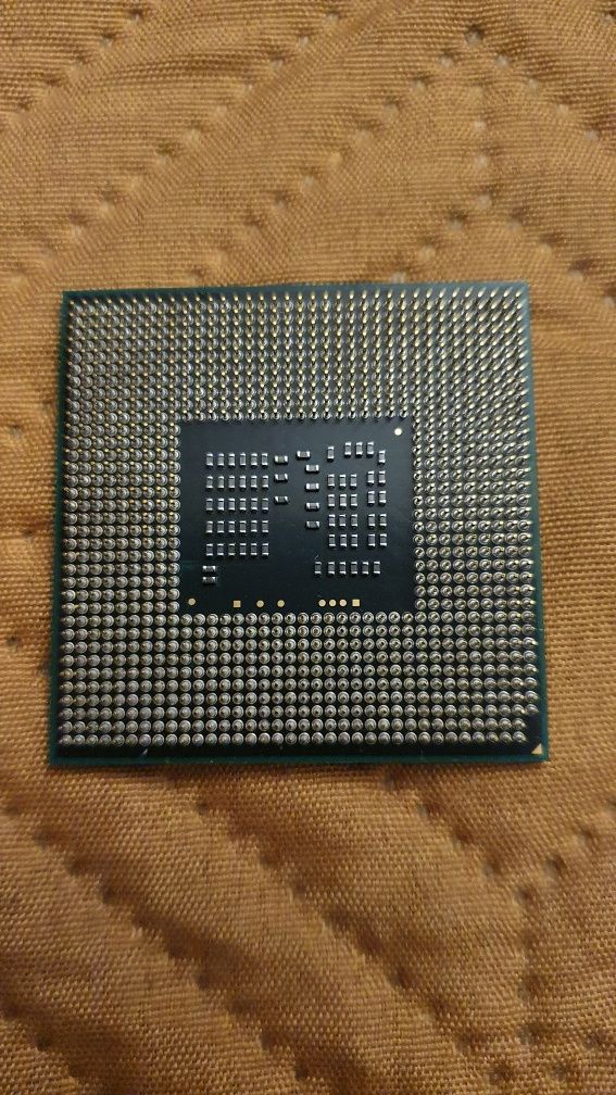 Procesor i3-370M