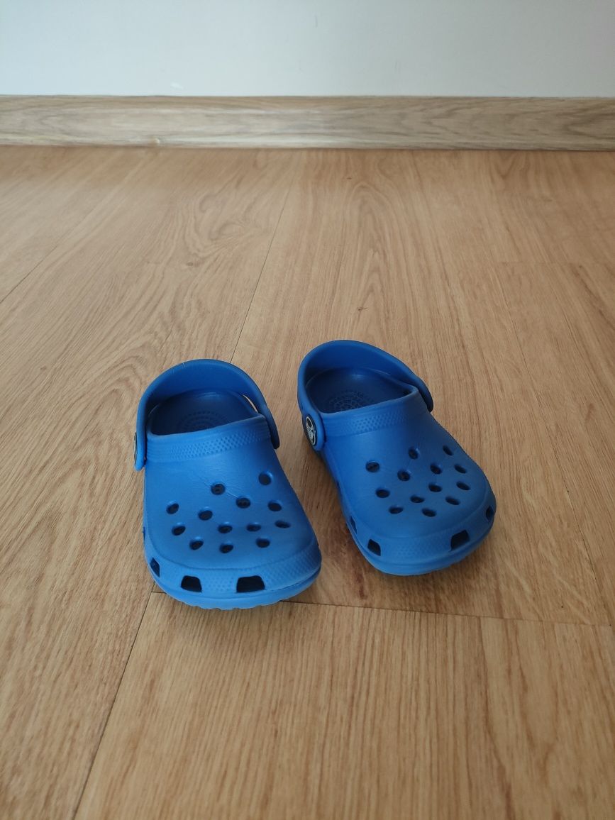 Chodaki, klapki crocs rozmiar 20/21