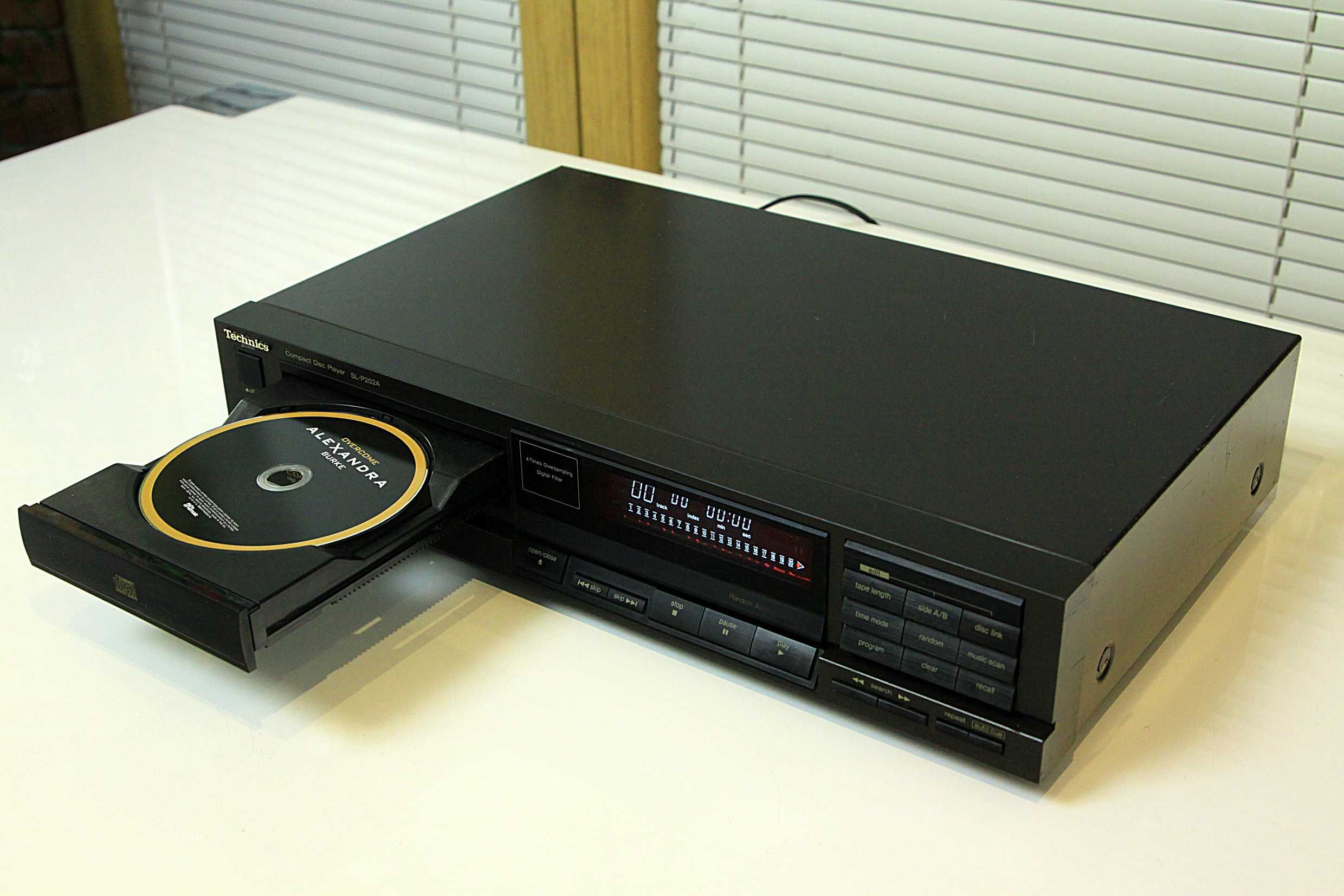 CD  Technics SL-P202A