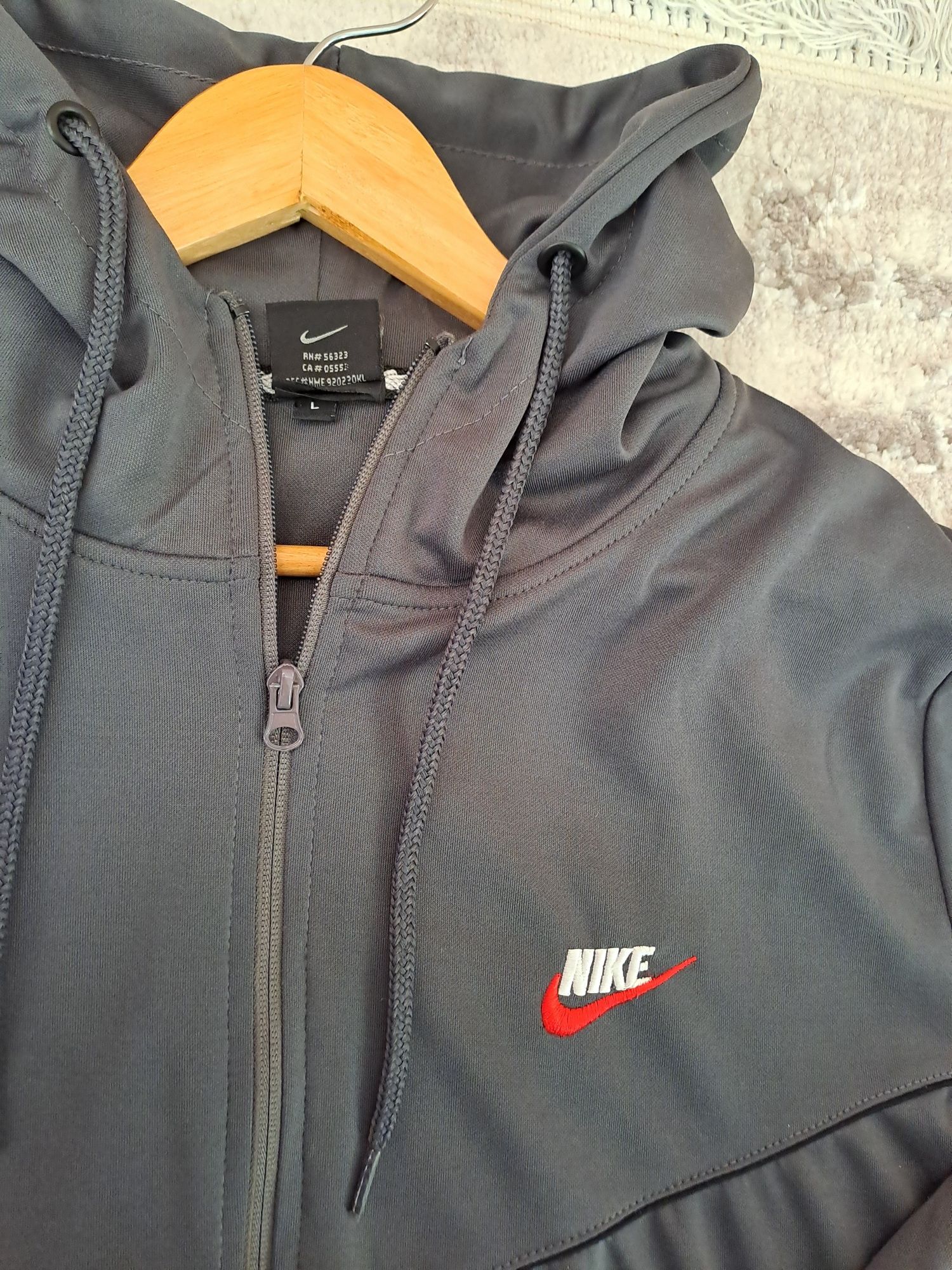 Костюм NIKE p L.