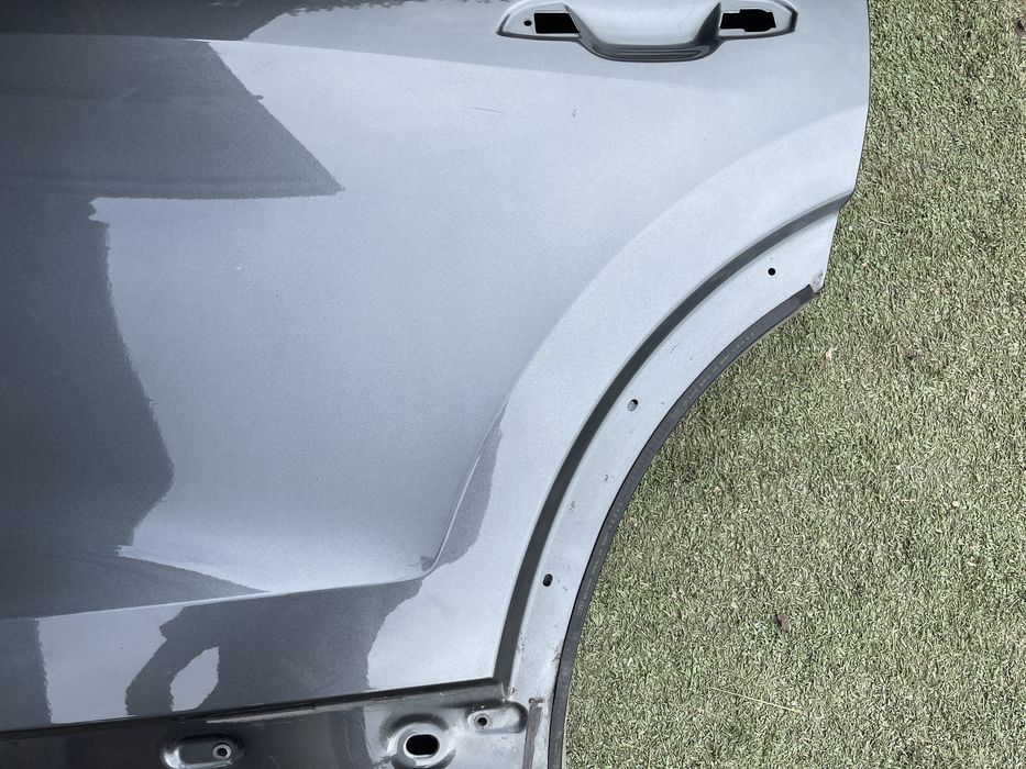 Двері задні ліві колір 6Y / Z7S AUDI Q8 4M8 2018-2022