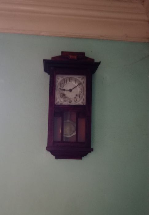 Relógio de Parede Pêndulo - ANTIGO