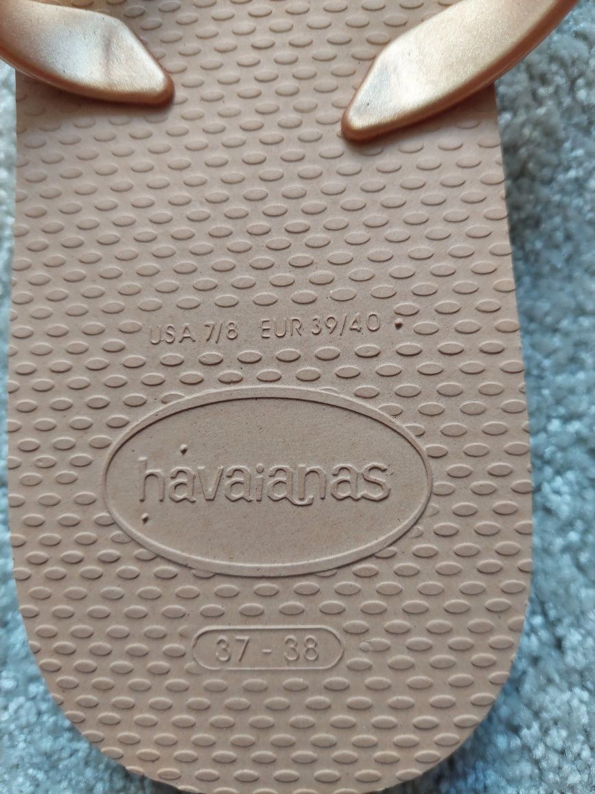 Havaianas Elegance Dourado - Novas