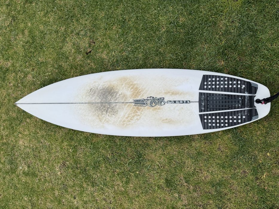 Prancha surf js industries monsta 10     5'10 25,5 litros