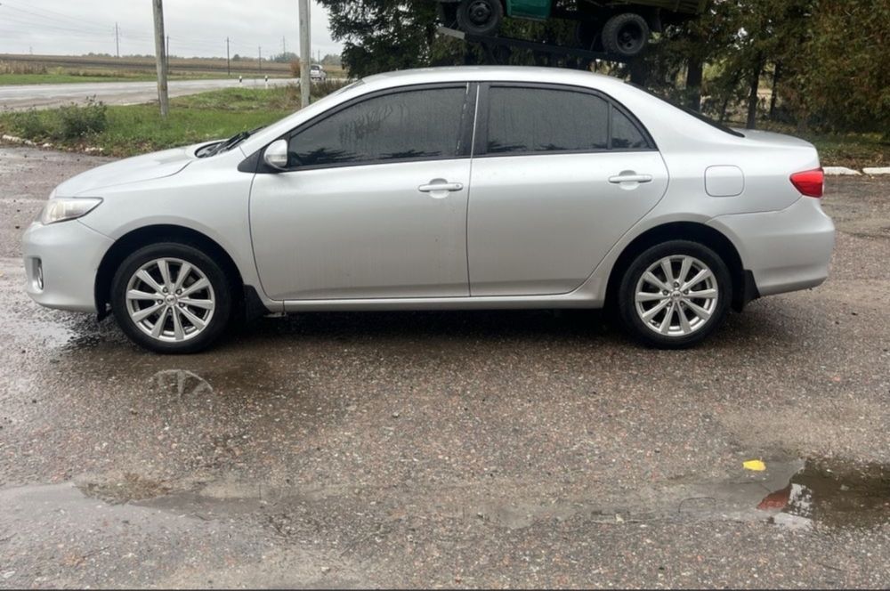 Продам Toyota Corolla 2012 року