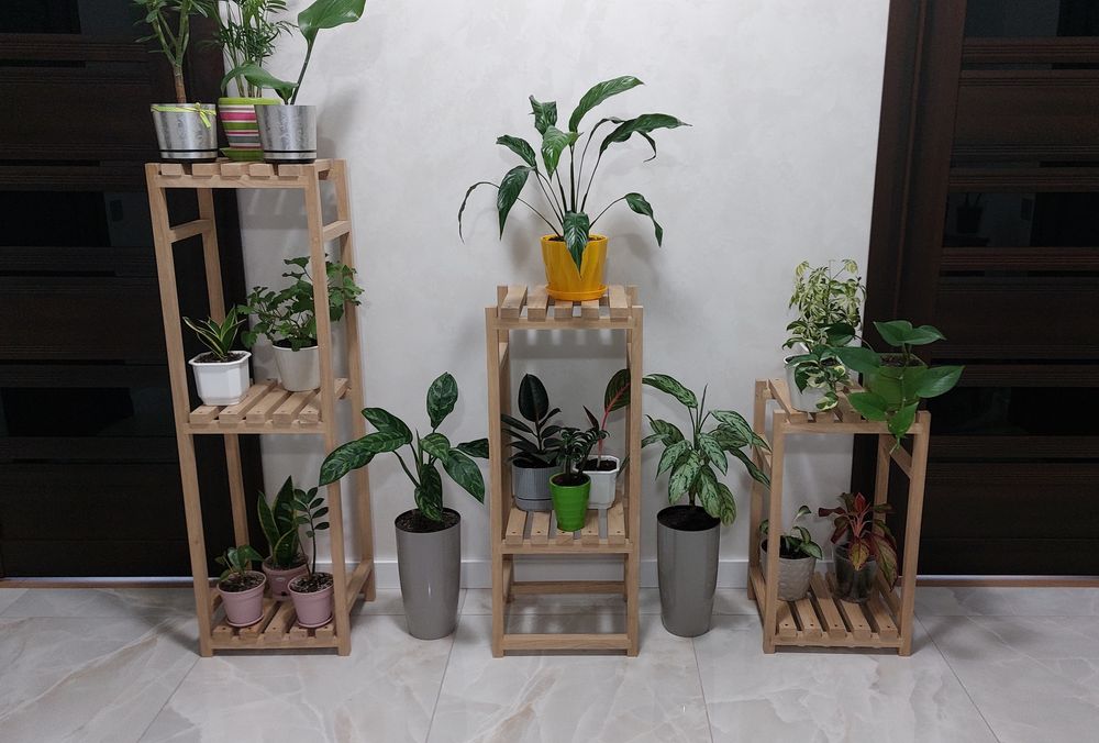 Підставки під вазони деревяні