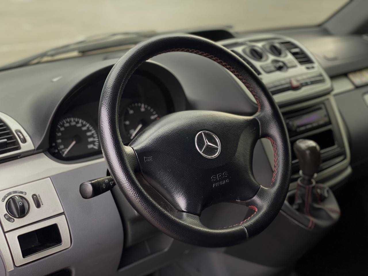 Mercedes-Benz Vito 2010