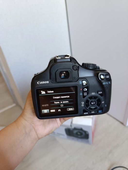 Фотоапарат canon EOS 1100D