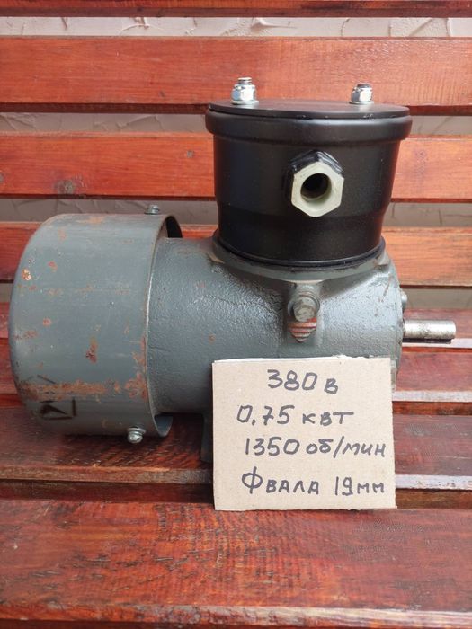 Продам электродвигатель 380В новый