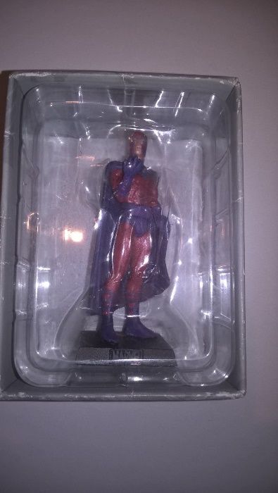 Figurina chumbo Marvel Captain Britain Magneto e outros Eaglemoss NOV