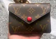 LV Small Wallet Rose Buckle (z pudełkiem) Nowy i nieużywany