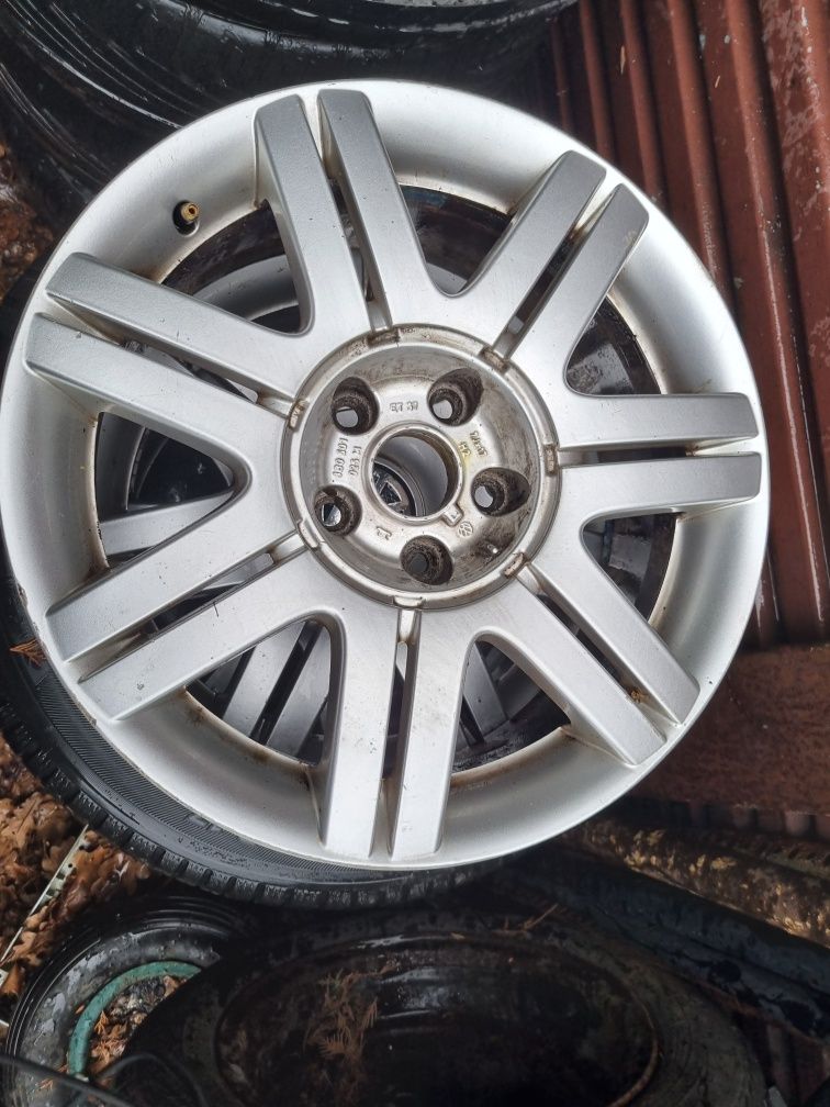Alufelgi 17  VW 5x112 Passat B5 B6 Highline 4x4 7J Et37