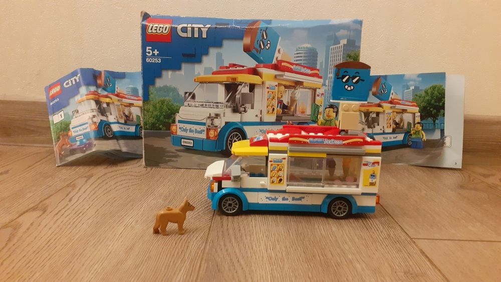 LEGO City "Фургон із морозивом" 60253