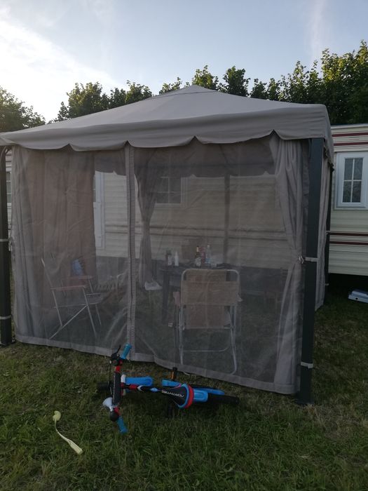 Namiot altaną ogrodowa.