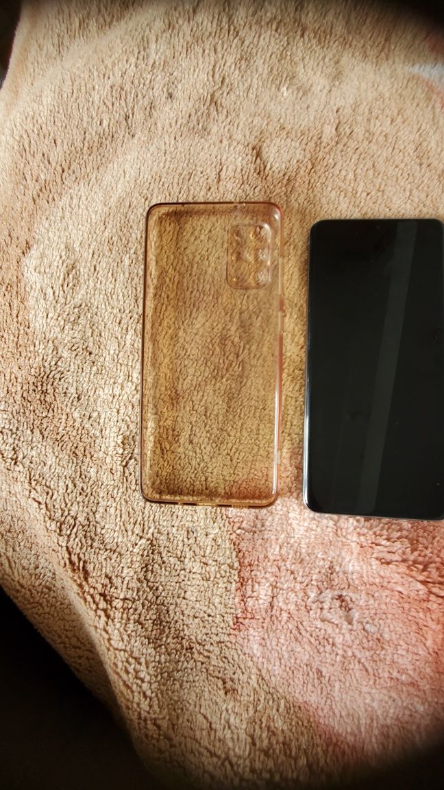 Продам samsung s20 plus