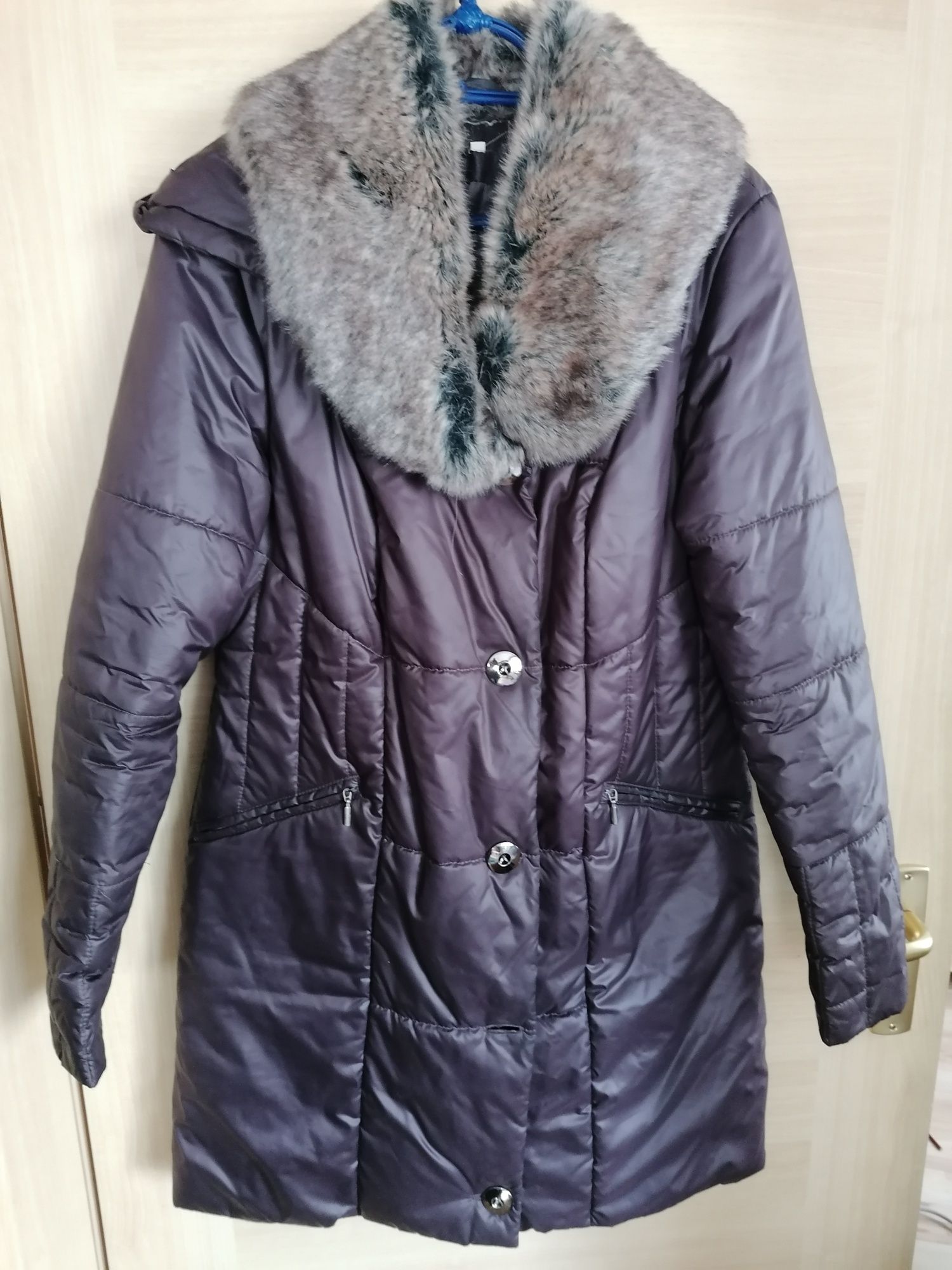 Płaszcz damski zimowy kurtka Reserved