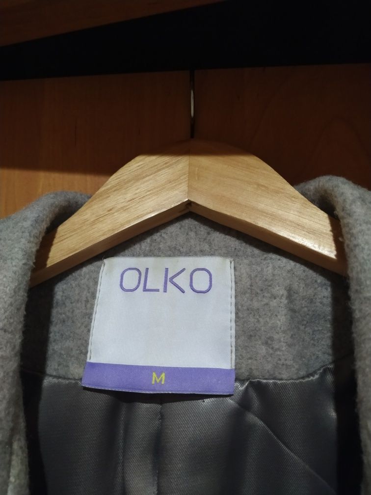 Пальто шерстянное OLKO