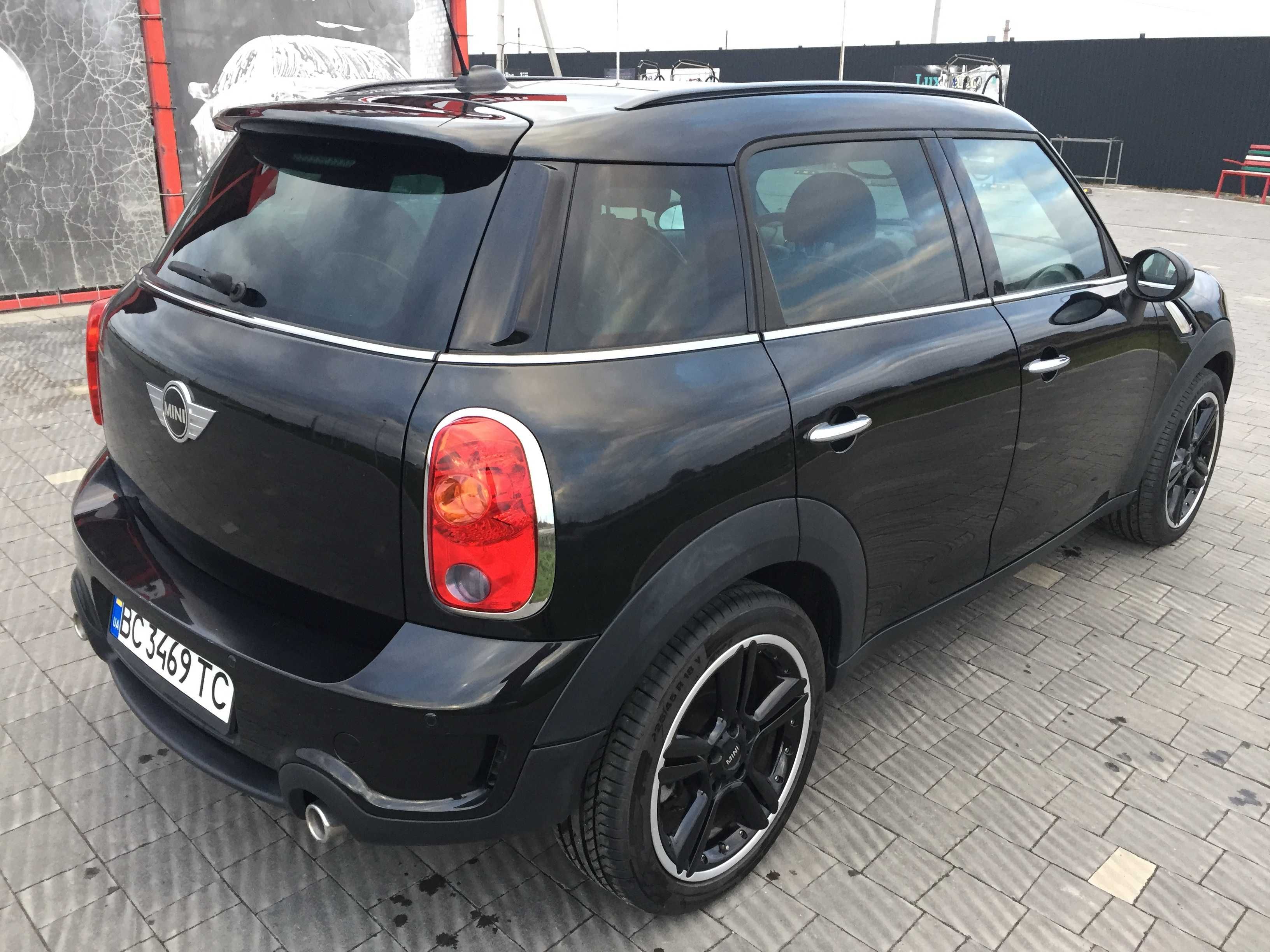 MINI Cooper SD Countryman Chili Harman Kardon