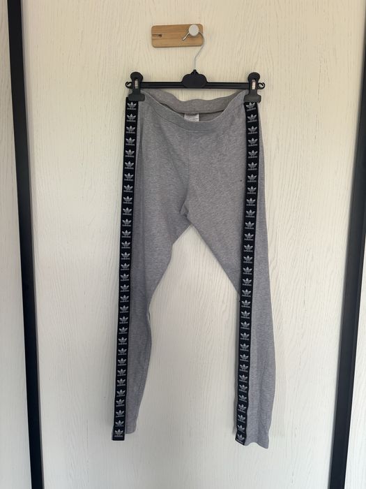 Szare bawelniane leginsy sportiwe adidas uniwersalne