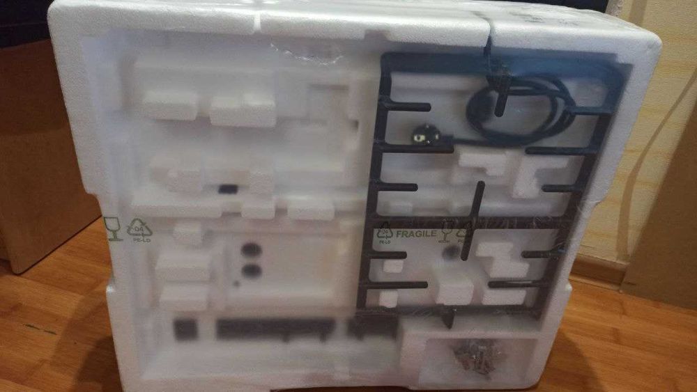 Комбінована варильна поверхня Gorenje GCE691BSC !! НОВА ЗАПАКОВАНА !!