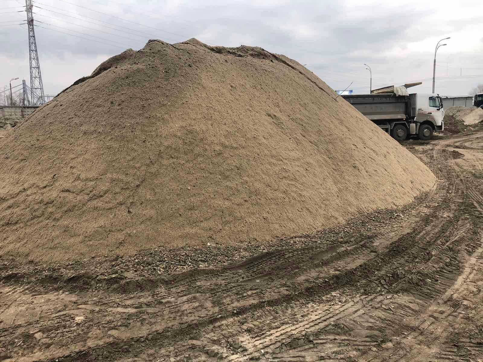 Пісок чорнозем щебінь відсів, підсипка Песок чернозем щебень отсев