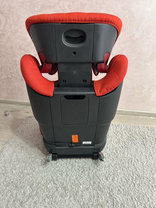 Автокрісло Britax Römer KIDFIX 2 R б/в