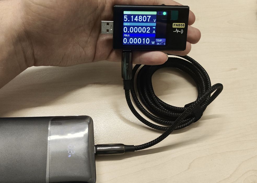 Тестер USB Fnirsi Fnb58