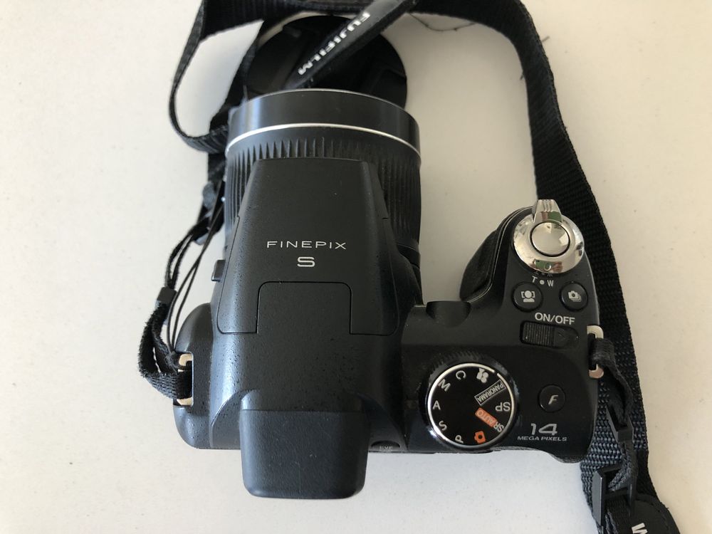 Máquina fotográfica e de filmar fujifilme