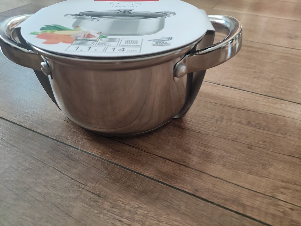 Garnek nierdzewny 14 cm stilio