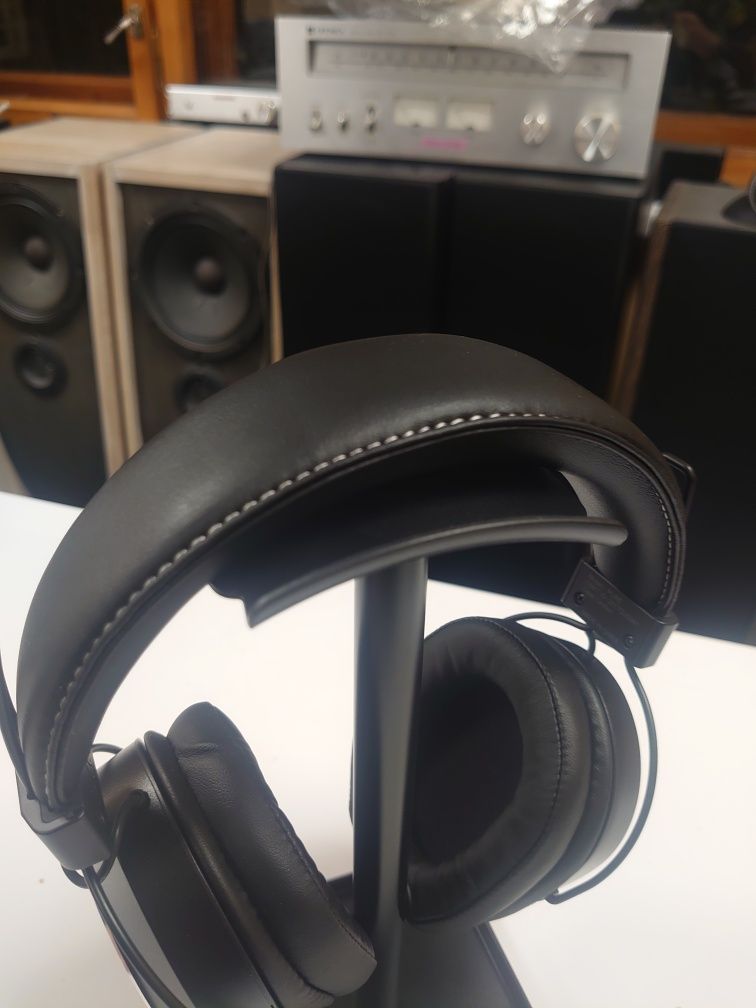 Навушники Onkyo Cleer Pure. полноразмерные Bluetooth