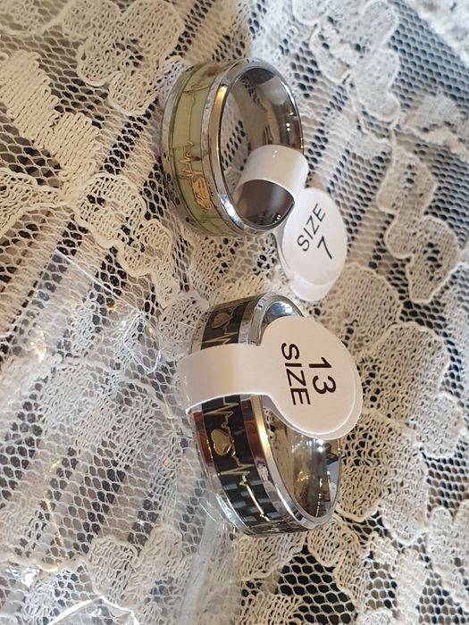 Aneis em aço variados