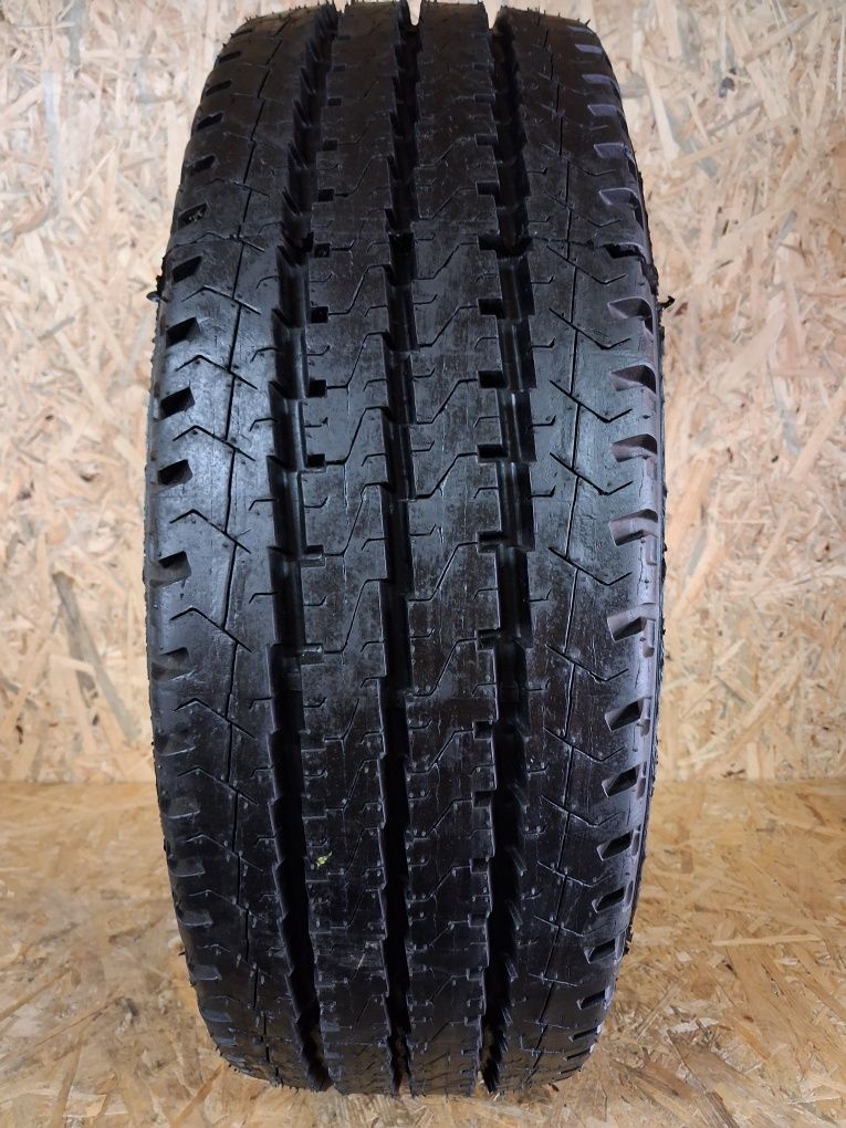 Opony wzmacniane 225 65 R16C