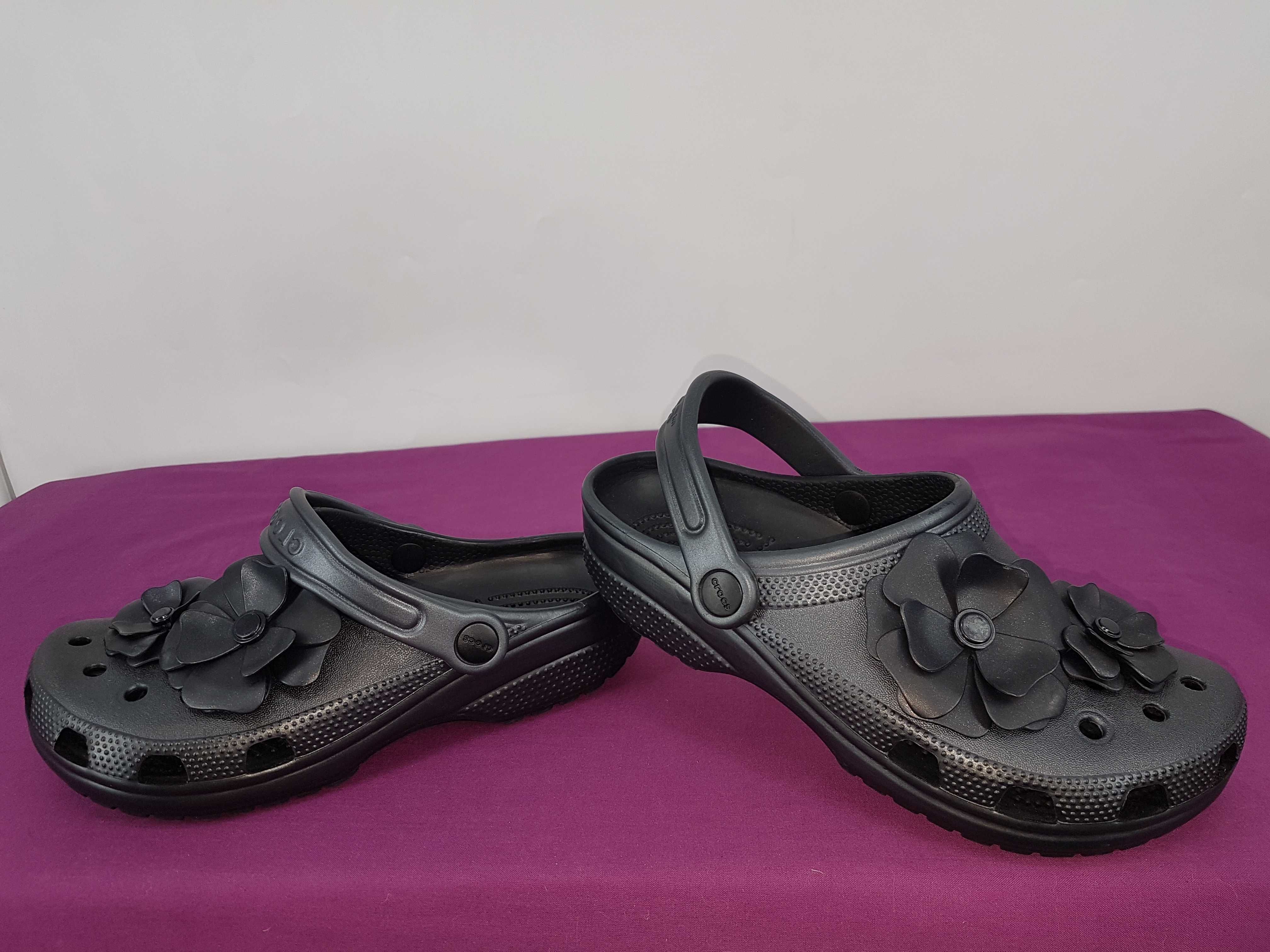 Кроксы клоги Crocs Classic Vivid Blooms M5 W7 размер 37