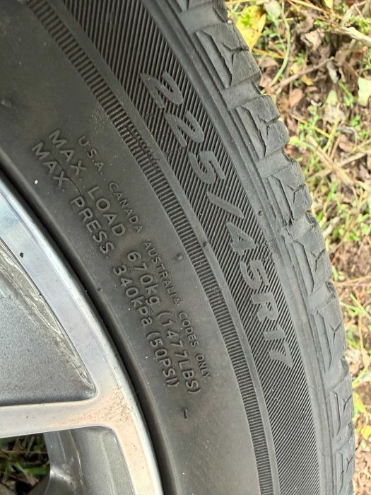 Felgi (alufelgi) 17 + opony całoroczne Hankook 225/45R17. Hyundai i30.
