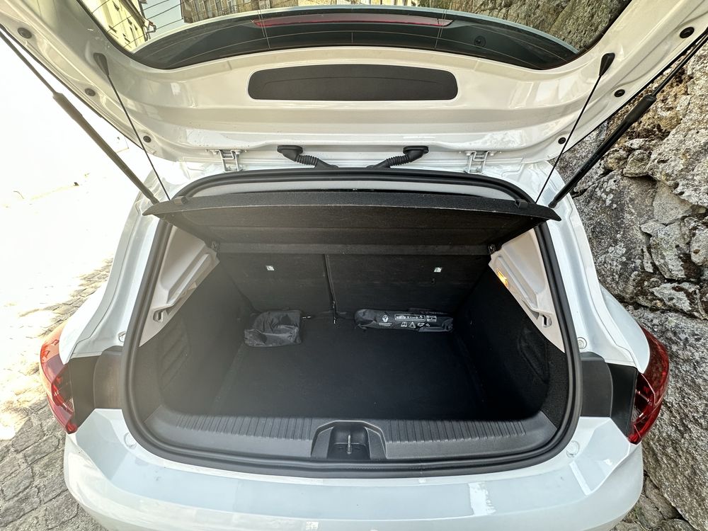 Renault Clio V 1.0 Tce LIMITED Bi-fuel Livro de revisoes e garantia