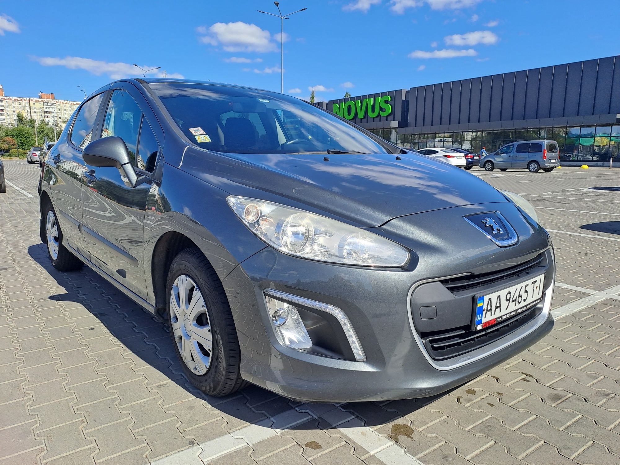 Peugeot 308 хетчбек