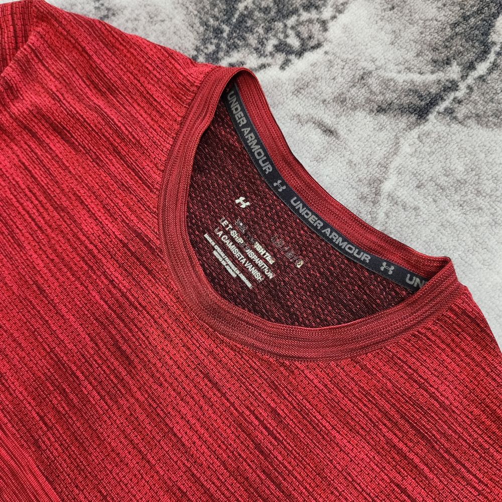 Under Armour спортивна футболка Андер Армор L