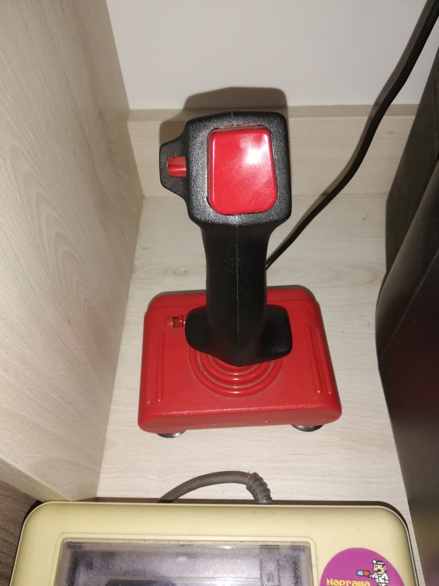 Sprzedam Commodore 64