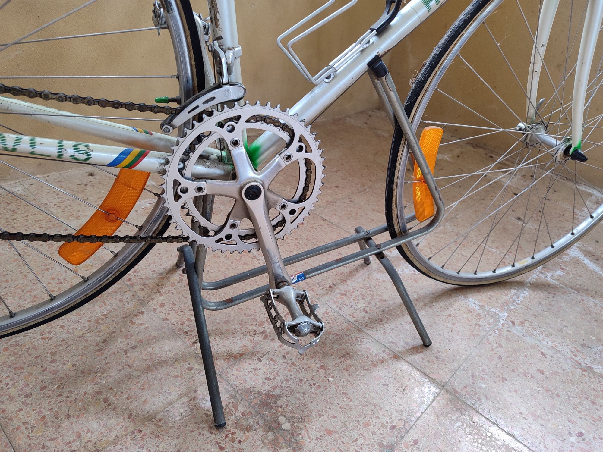 Bicicleta ciclismo antiga AVLIS