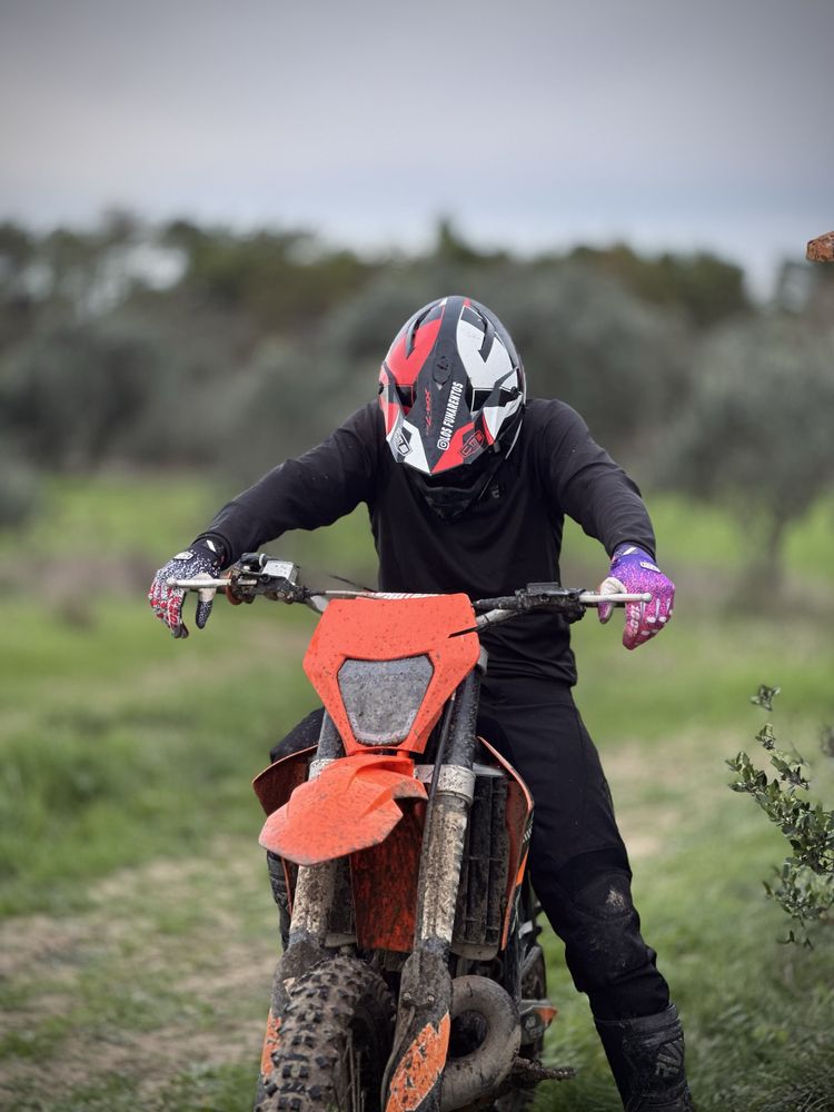 Ktm sx 250 2t.
