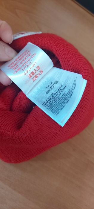 Czerwona damska czapka converse