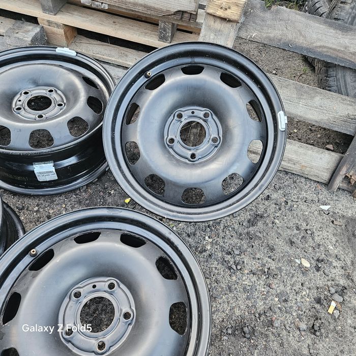 Felgi 16 Dacia Duster 5x114,3 ET50 Oryginalne