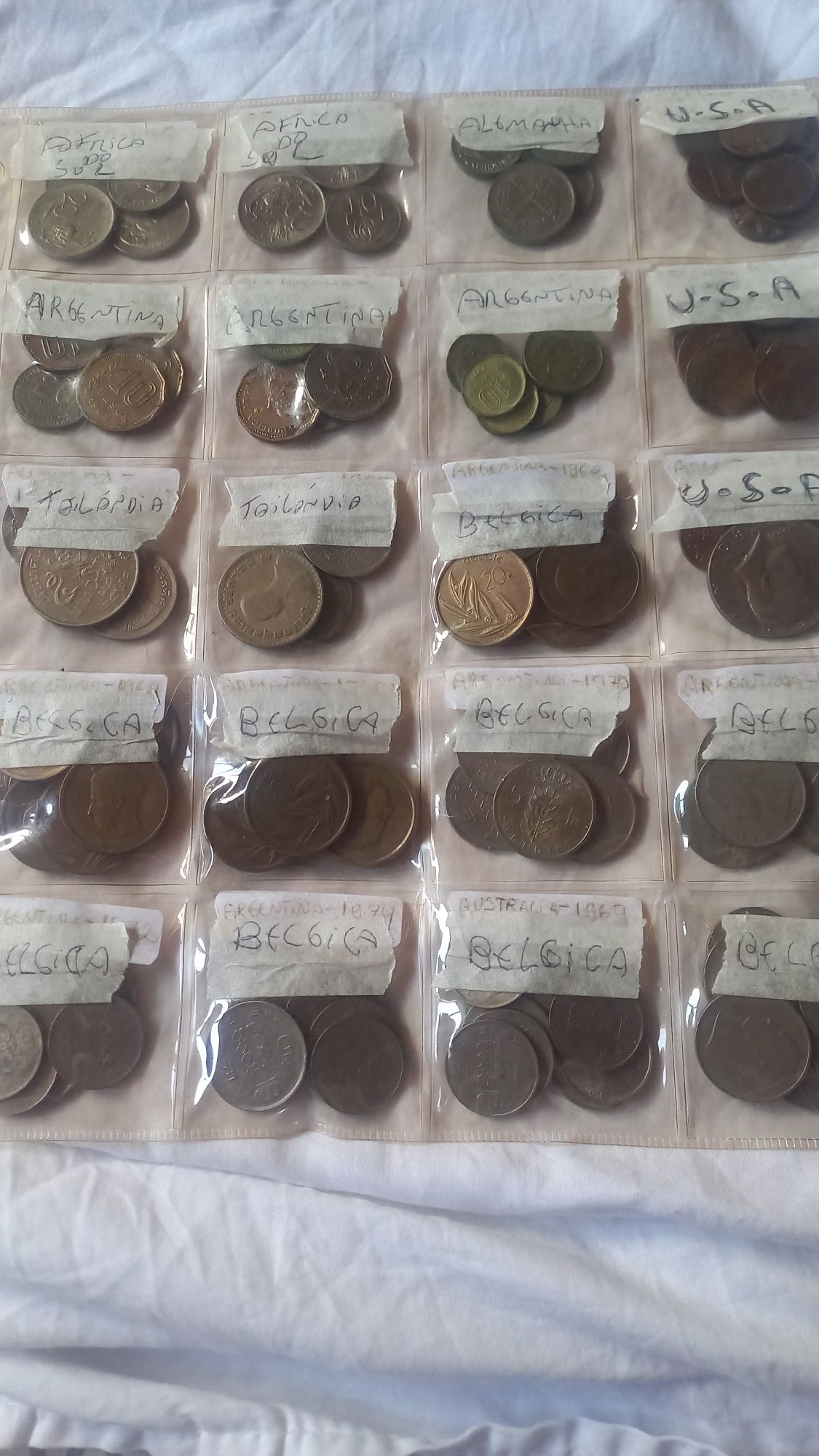 Moedas antigas vários países ótimo estados imperdível tenho muitas !!