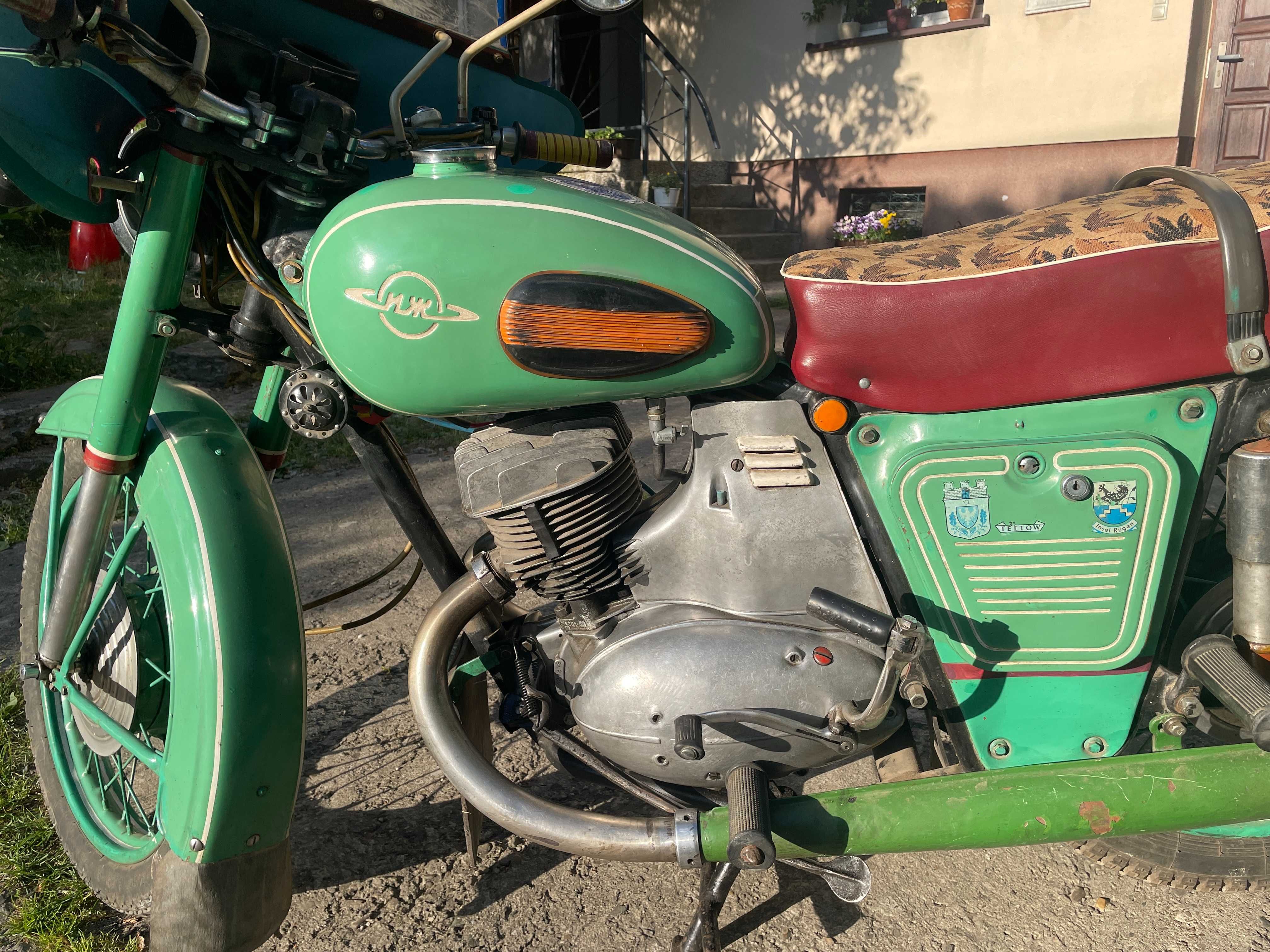 Motocykl Iż 56 1961r