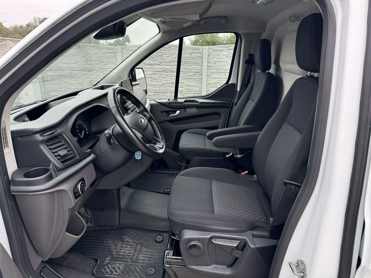Ford Transit Custom  Ford Transit Custom Plug-in