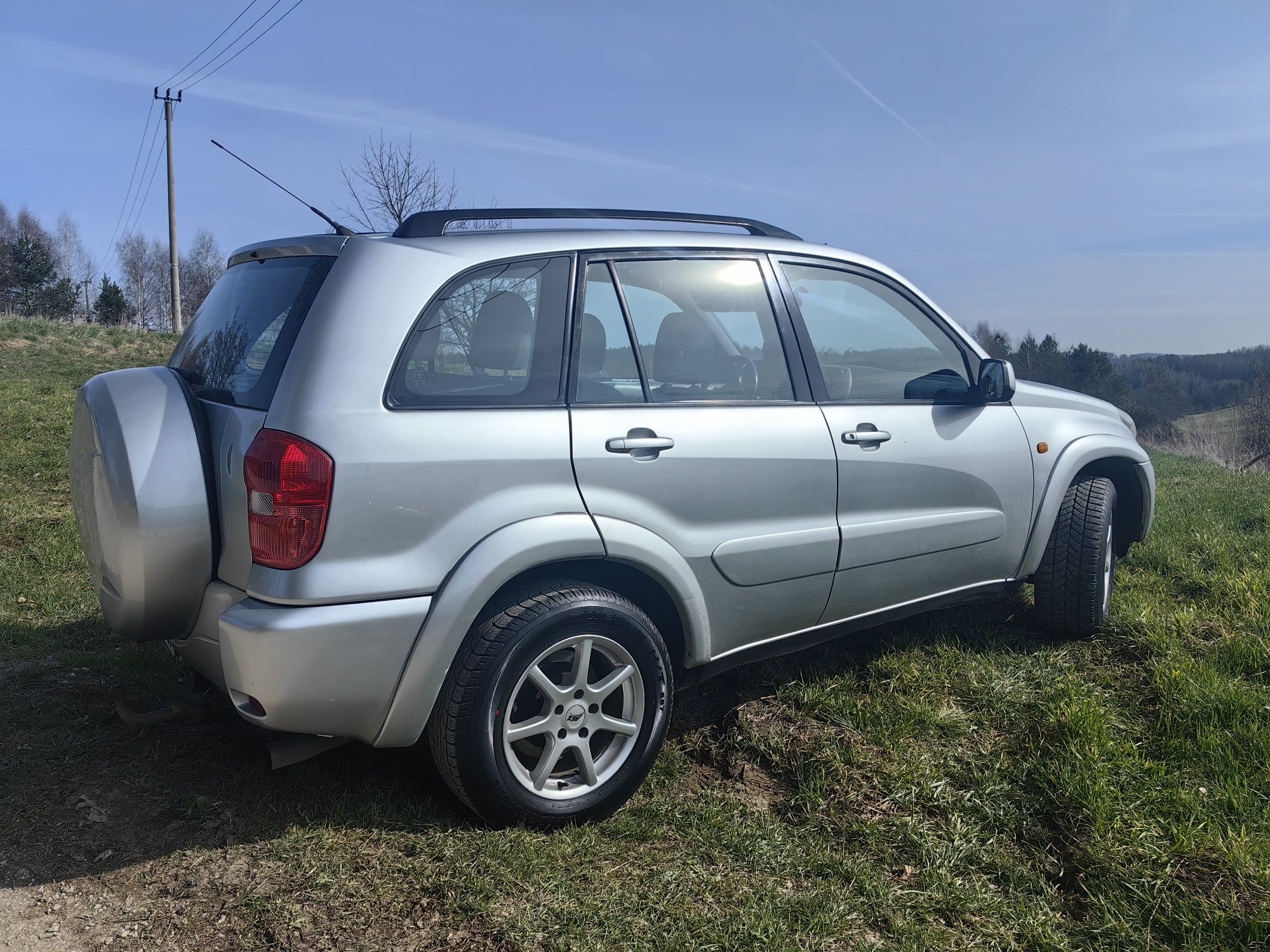 Toyota Rav4 2003r 2.0 150 benzyna zero korozii